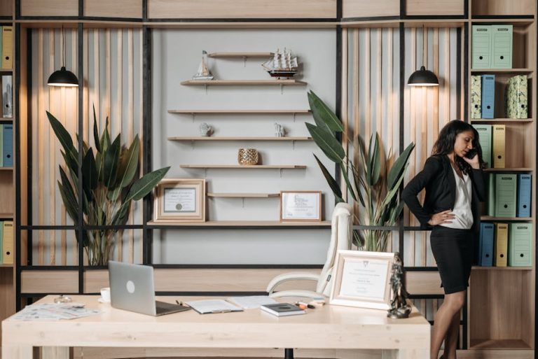 Юридические услуги: регистрация патента в Москве ‒ Комплексный подход к защите интеллектуальной собственности